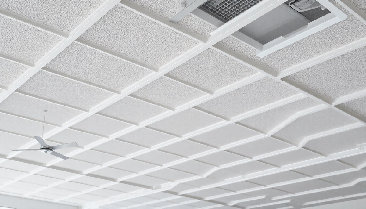 Jaki jest koszt robocizny sufitu podwieszanego Toruń