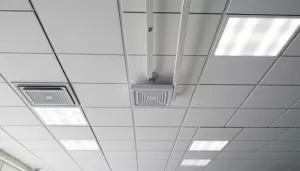 Jaki jest koszt robocizny sufitu podwieszanego Gdynia