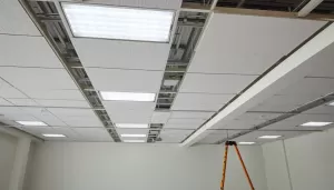 Jaki jest koszt robocizny sufitu podwieszanego Katowice