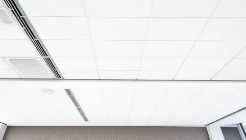 Jaki jest koszt robocizny sufitu podwieszanego Kielce