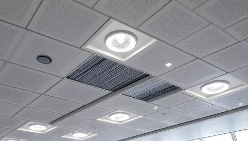 Jaki jest koszt robocizny sufitu podwieszanego Szczecin