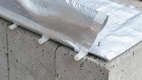 montaż folii kubełkowej cena robocizny